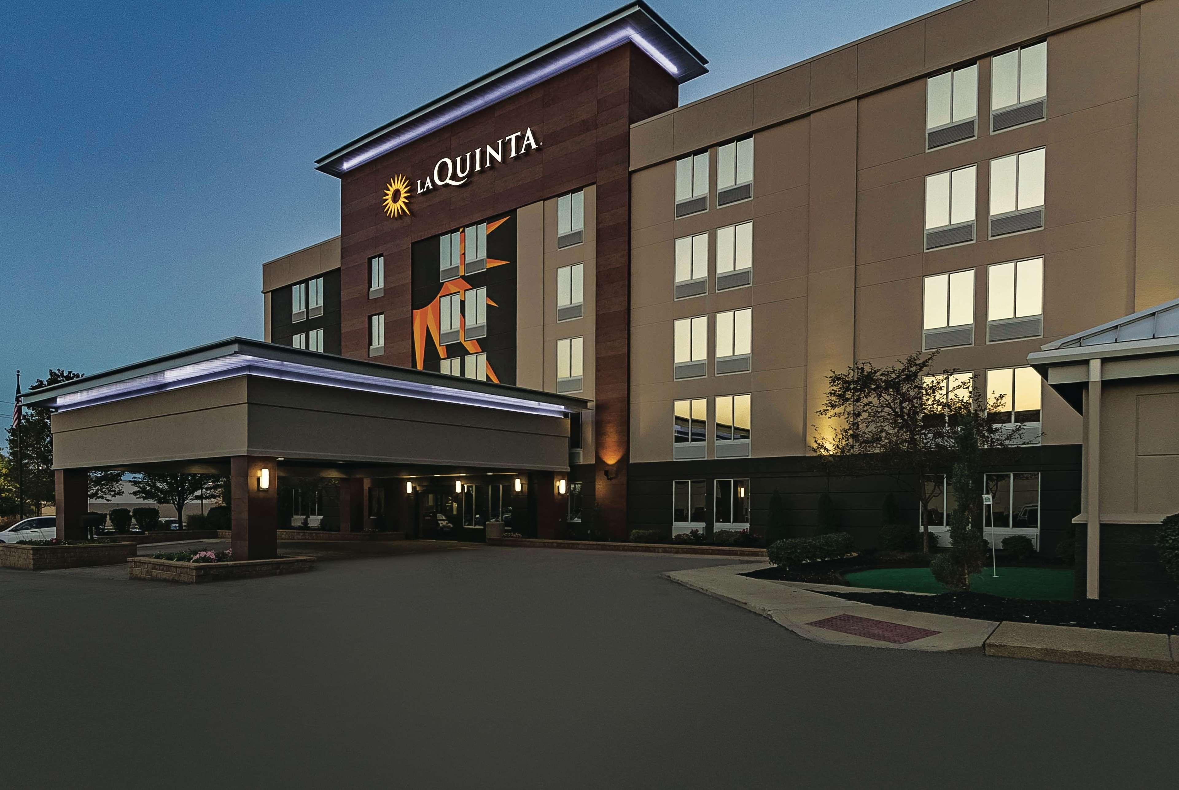 Hotel La Quinta By Wyndham Cleveland Airport West North Olmsted Exteriér fotografie
