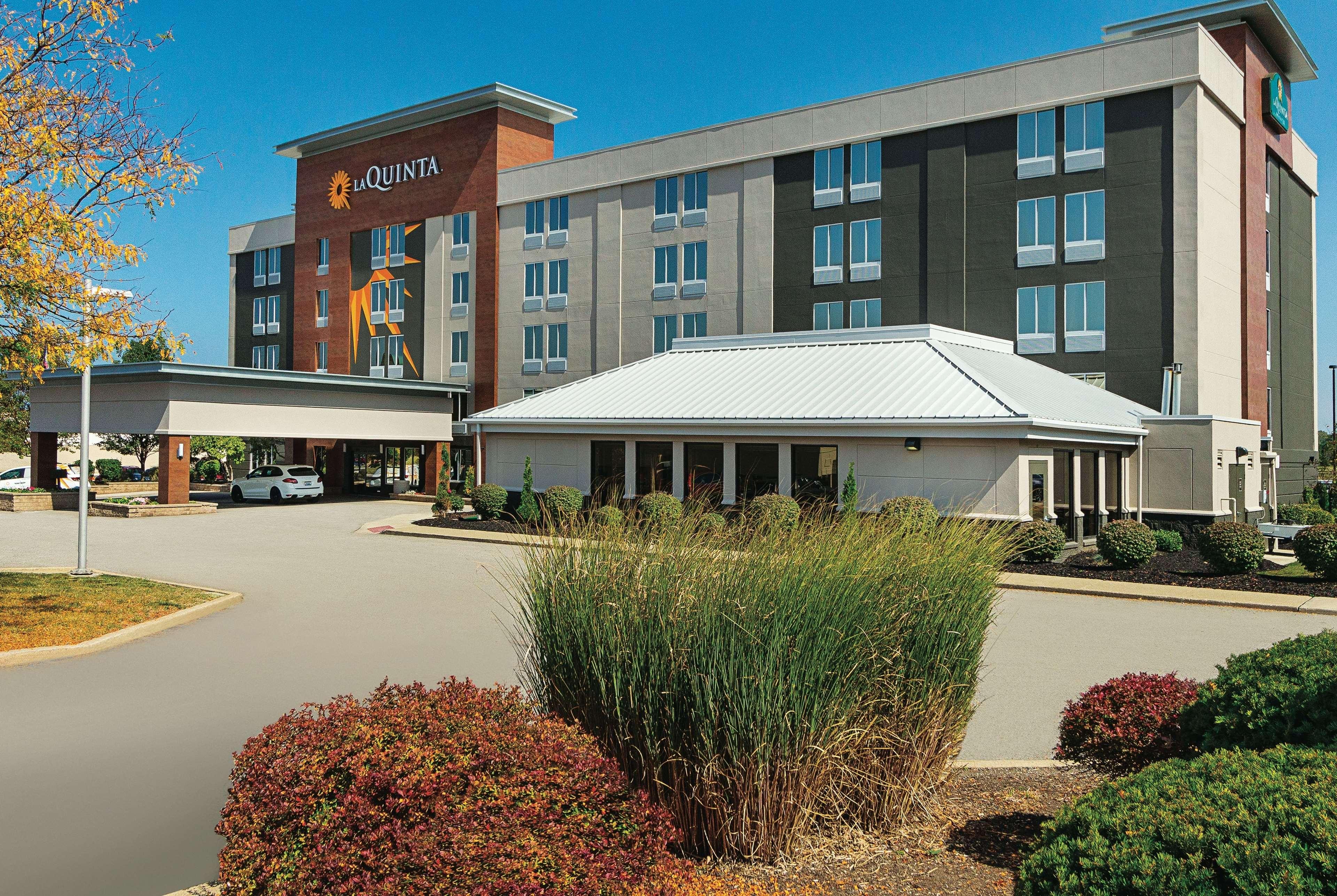 Hotel La Quinta By Wyndham Cleveland Airport West North Olmsted Exteriér fotografie