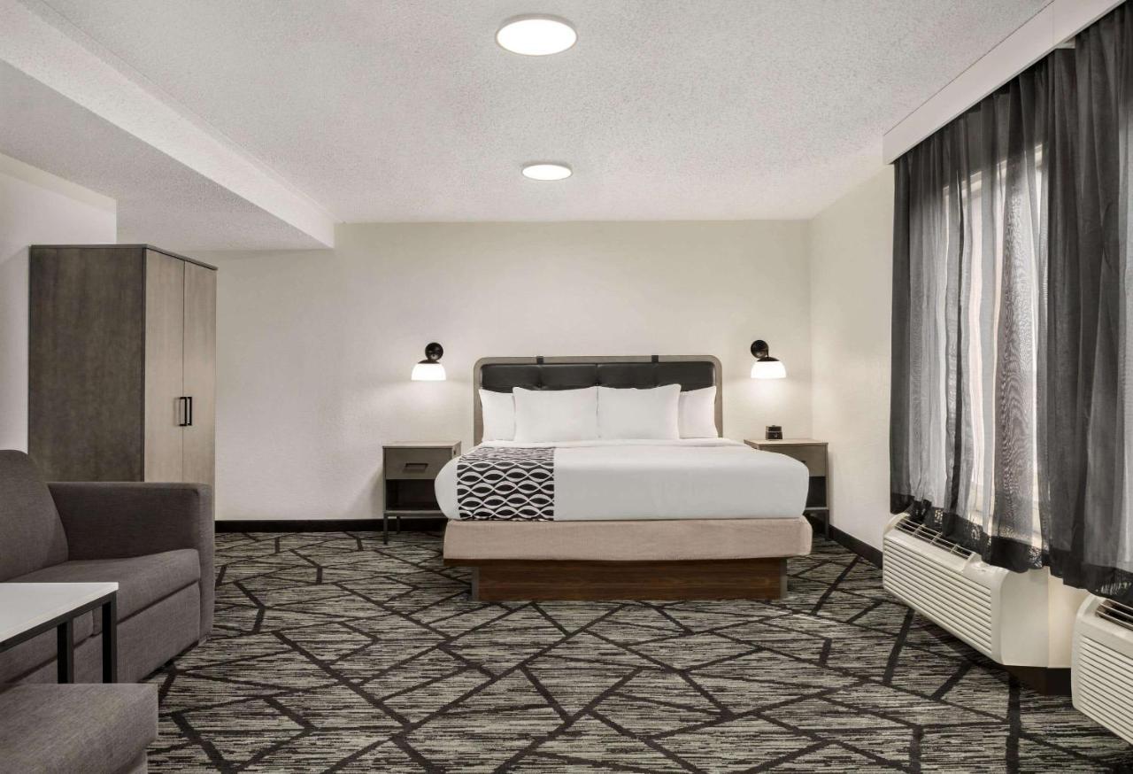Hotel La Quinta By Wyndham Cleveland Airport West North Olmsted Exteriér fotografie