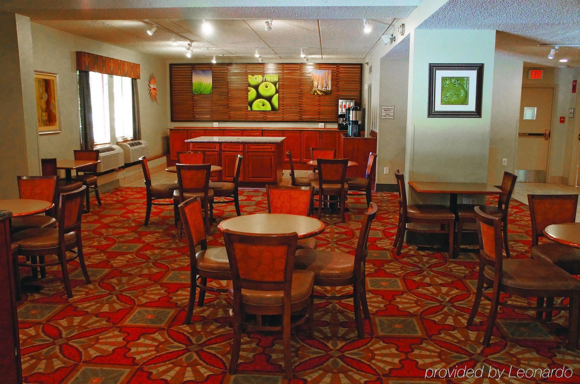 Hotel La Quinta By Wyndham Cleveland Airport West North Olmsted Exteriér fotografie